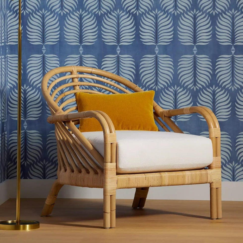 Chairs that aren't afraid to say I love you