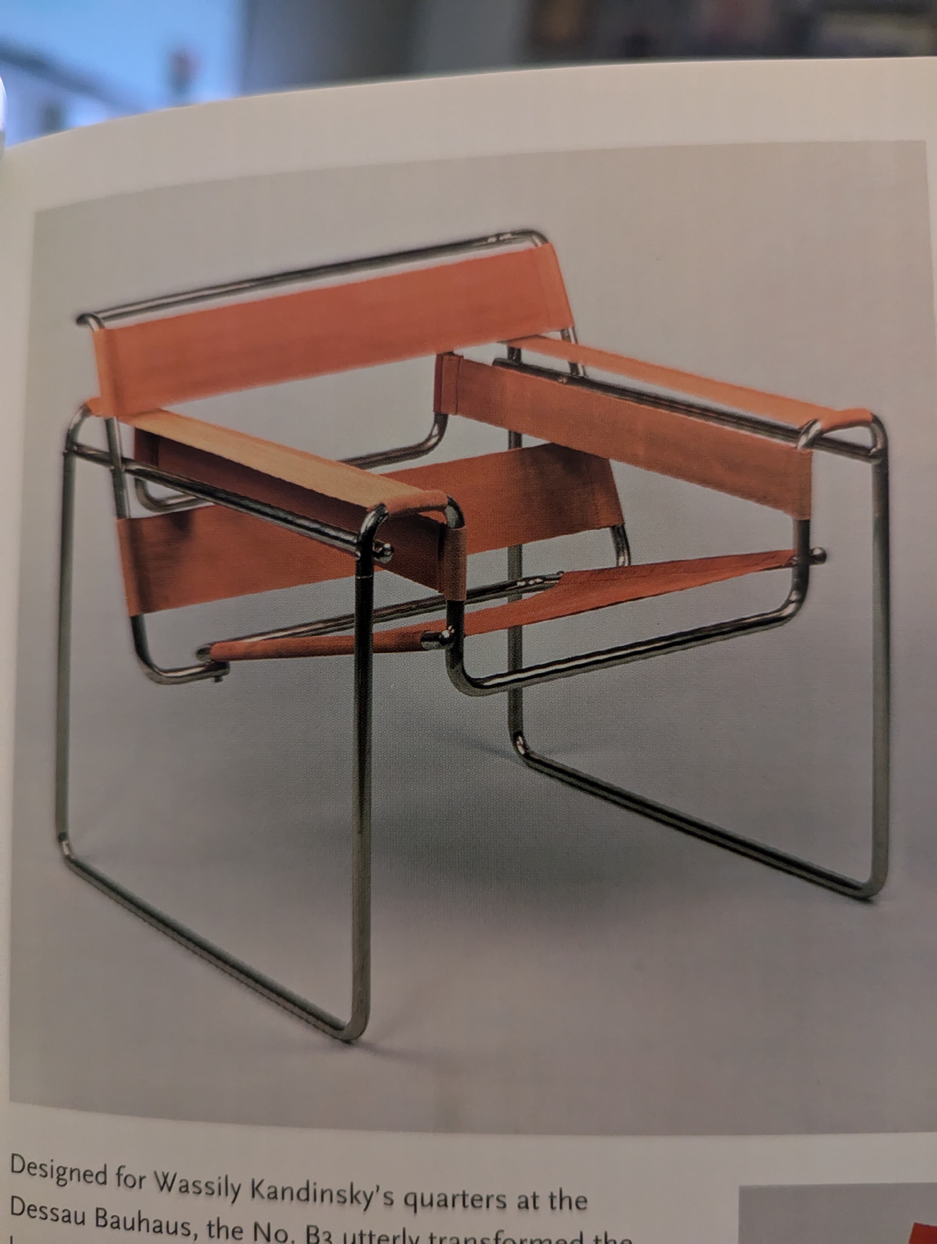 Chairs that read the newspaper - photo 9